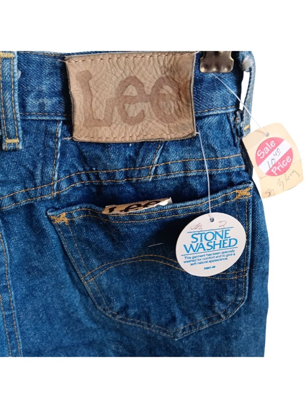 Vintage Lee Jeans 3 Long Stonewashed High Waist Tapered Leg Dark Blue Denim USA